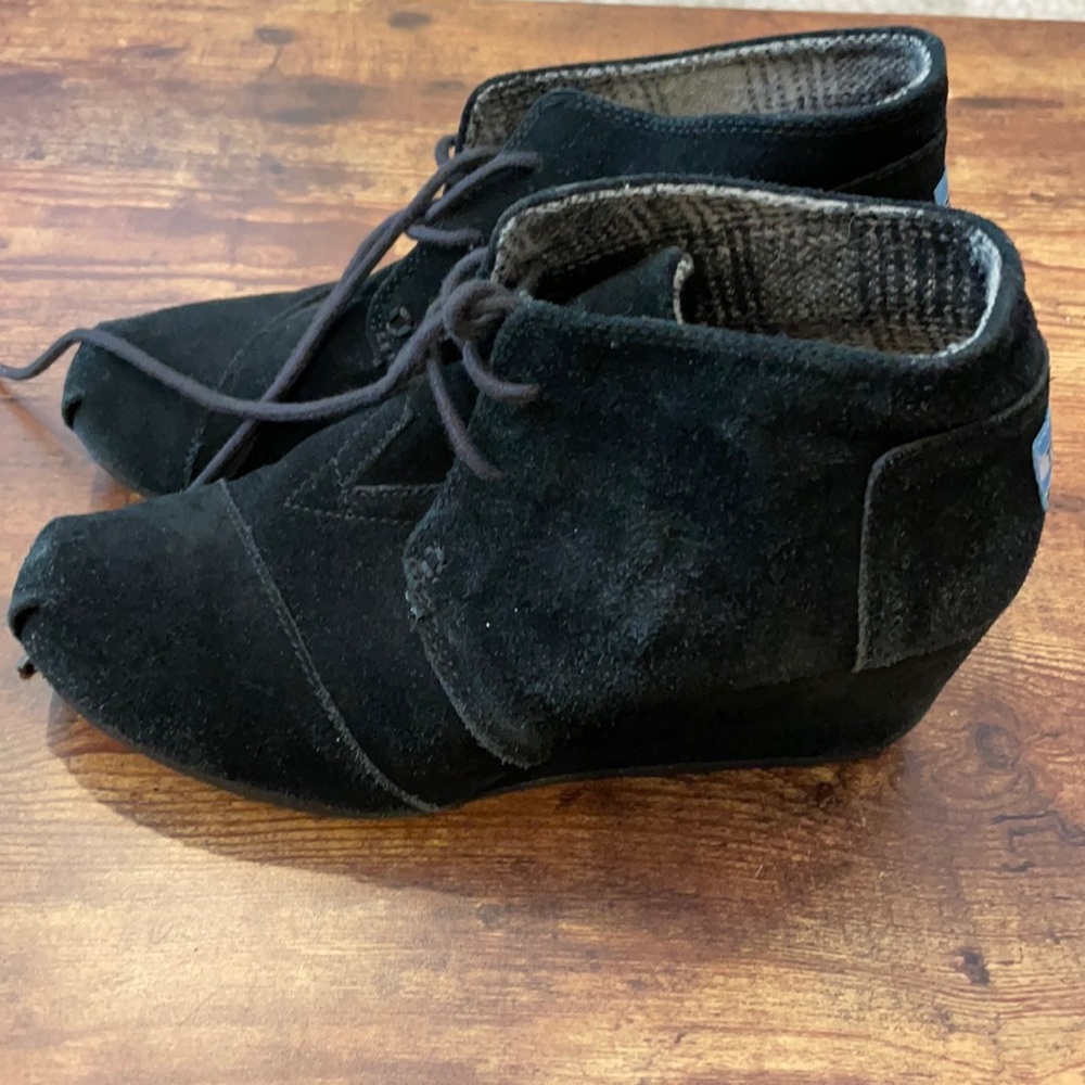 Black Suede toms wedges